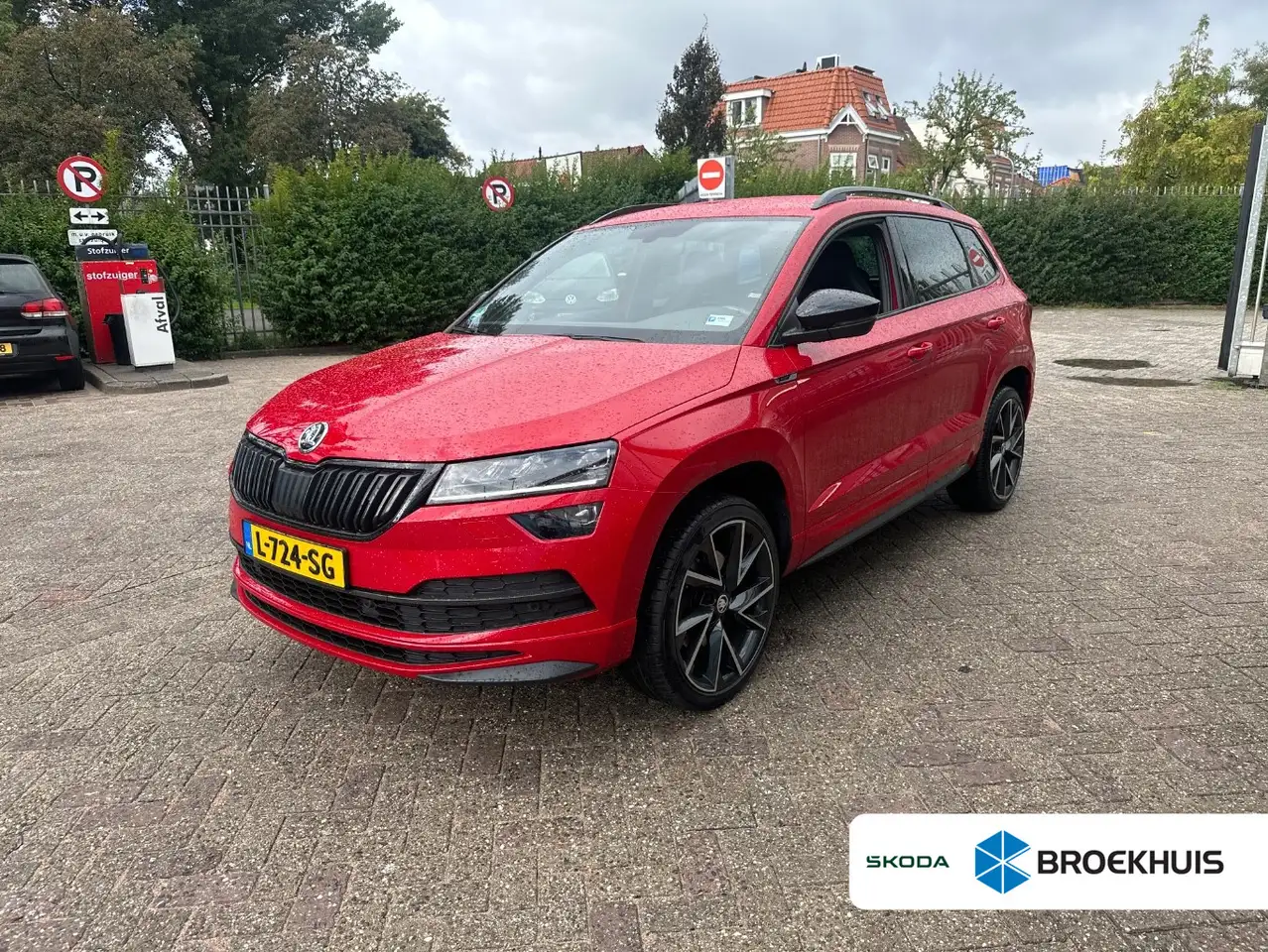 Skoda Karoq 1.5 TSI 150PK DSG-7 Sportline Business | TREKHAAK — photo 1 of 9