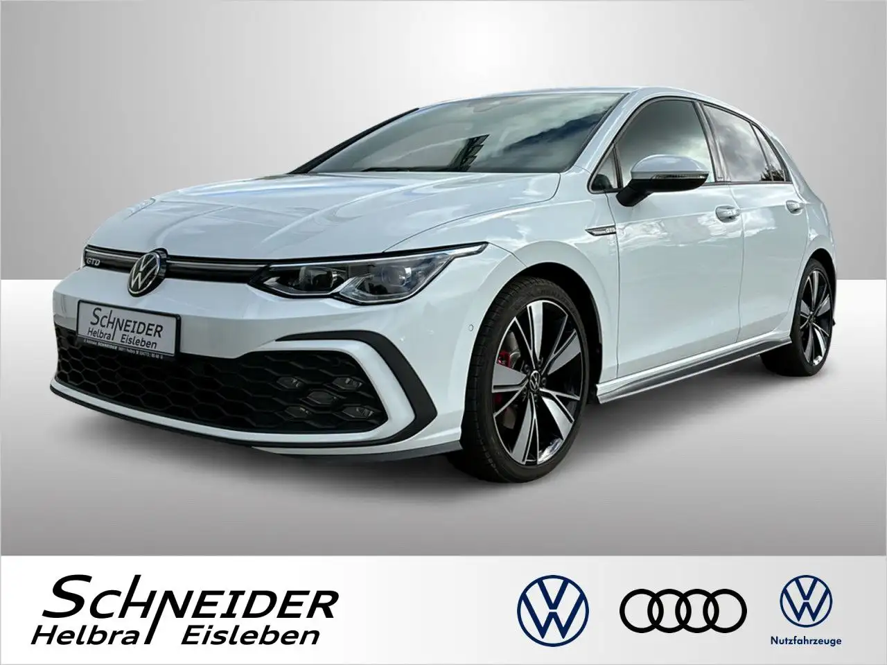 Volkswagen Golf VIII GTD 2.0 TDI DSG AZV+IQ.LIGHT+APP Navi — photo 1 of 15