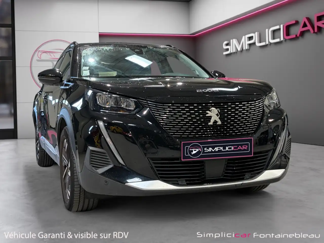 Peugeot 2008 1.5 BLUE HDI 130 — photo 1 of 27