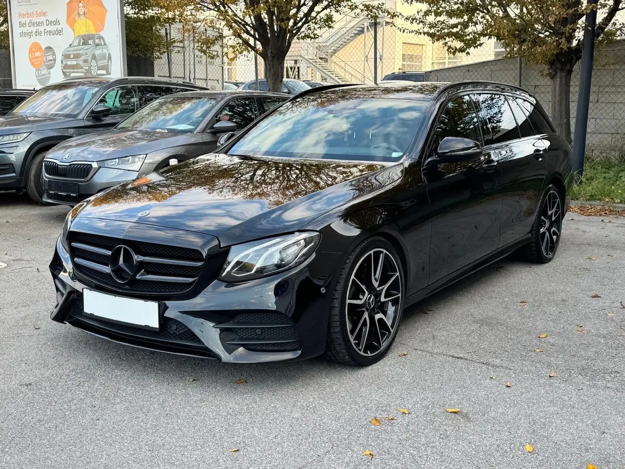 Mercedes-Benz E 200 d T Exclusive Aut. — photo 1 of 14