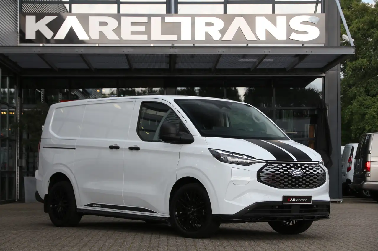 Ford Transit Custom E-Transit 320 65kWh | 330KM WLTP | KAR-edition | C — photo 1 of 22
