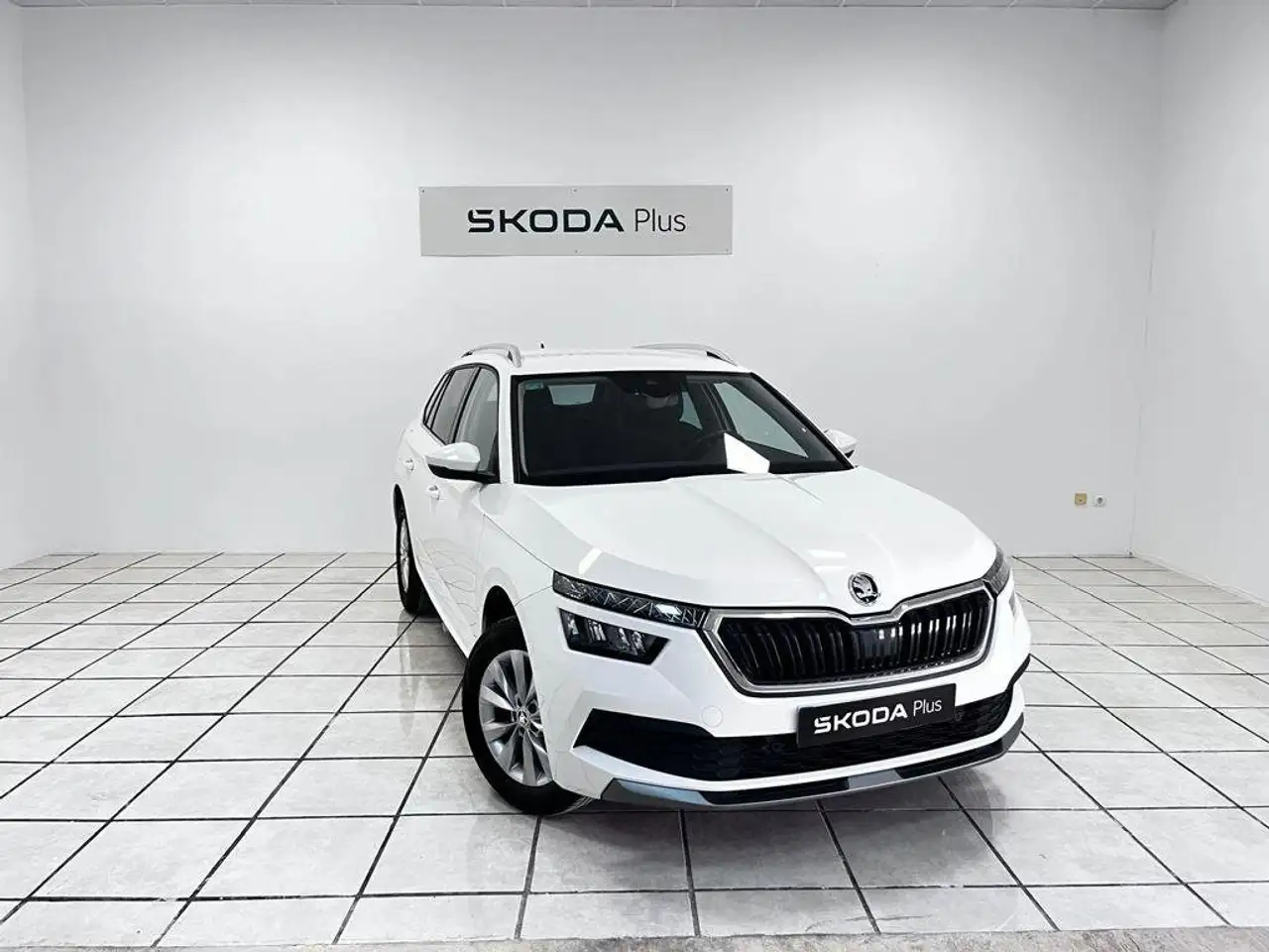 Skoda Kamiq 1.0 TSI Selection 85kW — photo 1 of 13