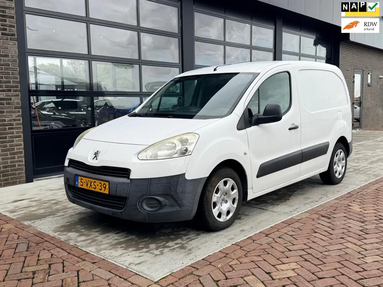 Peugeot Partner 120 1.6 e-HDI L1 XT Profit + 2Tronic | Automaat | — photo 1 of 21