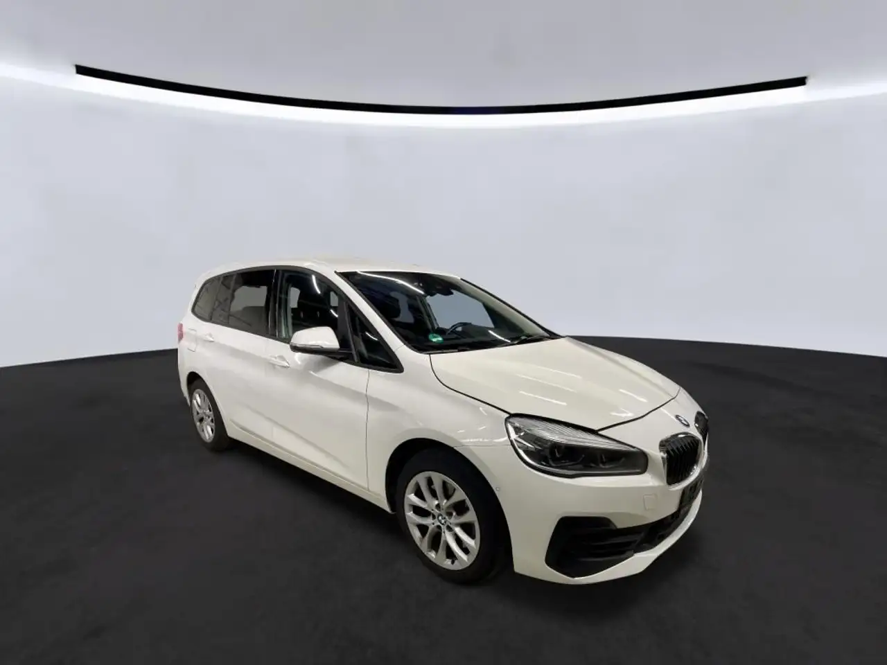 BMW 218 2 Gran Tourer 218 d Advantage — photo 1 of 5