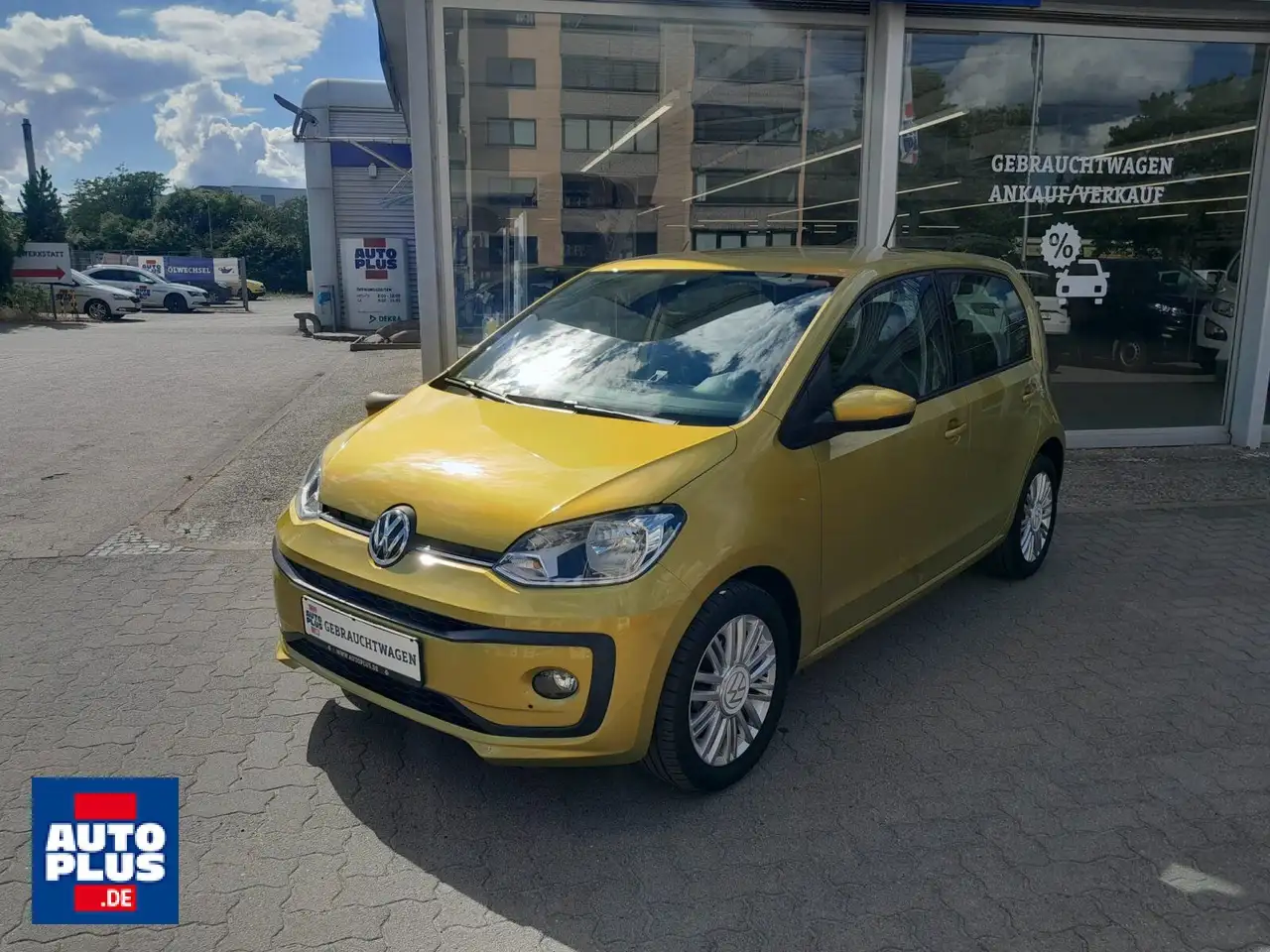 Volkswagen up! 1.0 SITZHEIZUNG+KLIMA+PDC+TEMPOMAT+HU NEU — photo 1 of 15