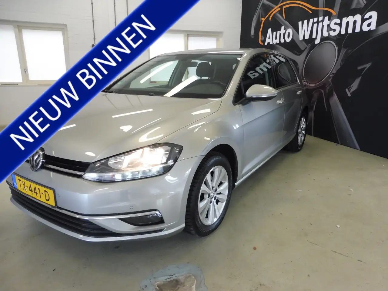 Volkswagen Golf 1.0 TSI Comfortline Trekhaak | Adap cruise | LMV 1 — photo 1 of 30