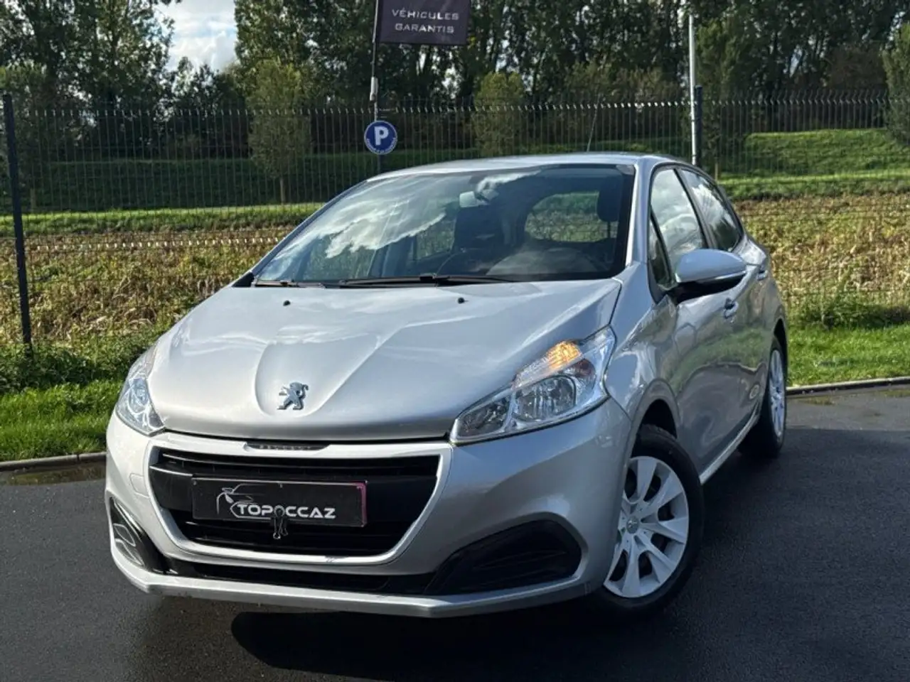 Peugeot 208 1.6 HDI 75CH LIKE 5 PORTES * 132.000KM * 2016 * 1ERE MAIN — photo 1 of 20