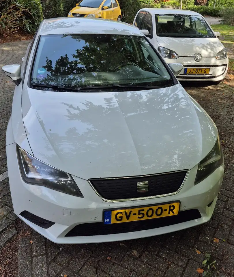 SEAT Leon 1.0 EcoTSI Style Con — photo 1 of 13