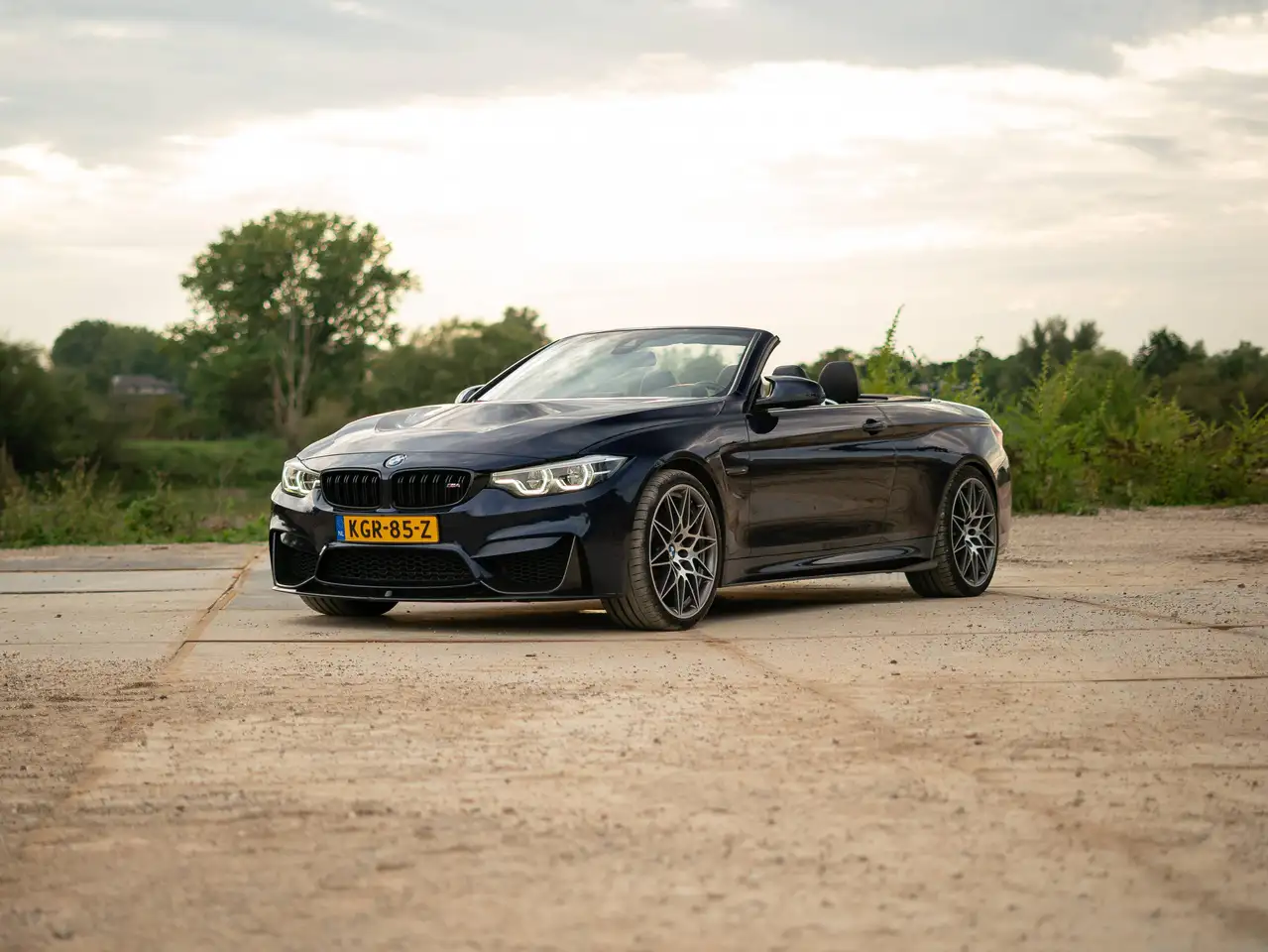 BMW M4 M4 Competition — photo 1 of 35