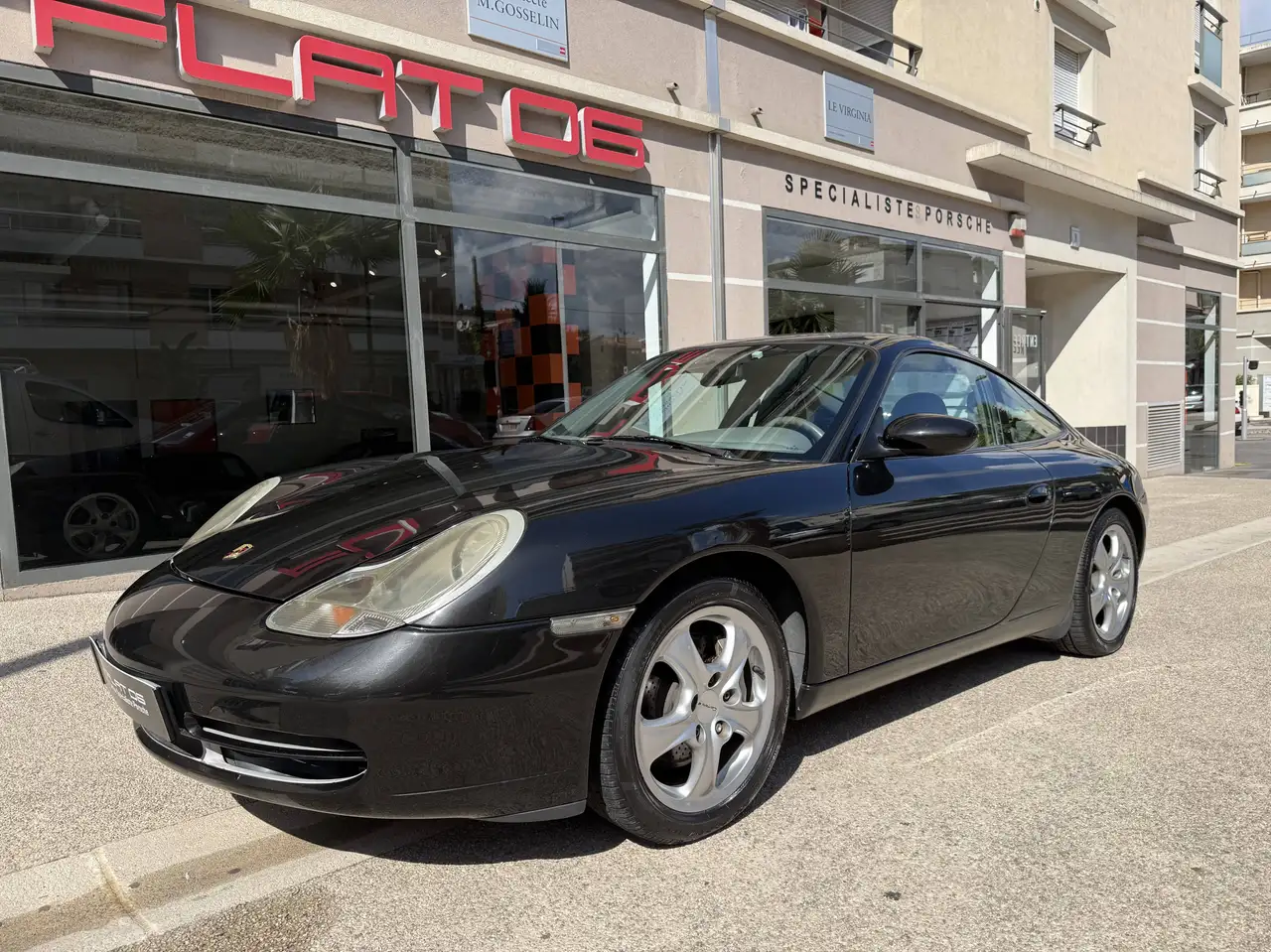 Porsche 911 III (996) 300ch Carrera 4 BV6 — photo 1 of 13