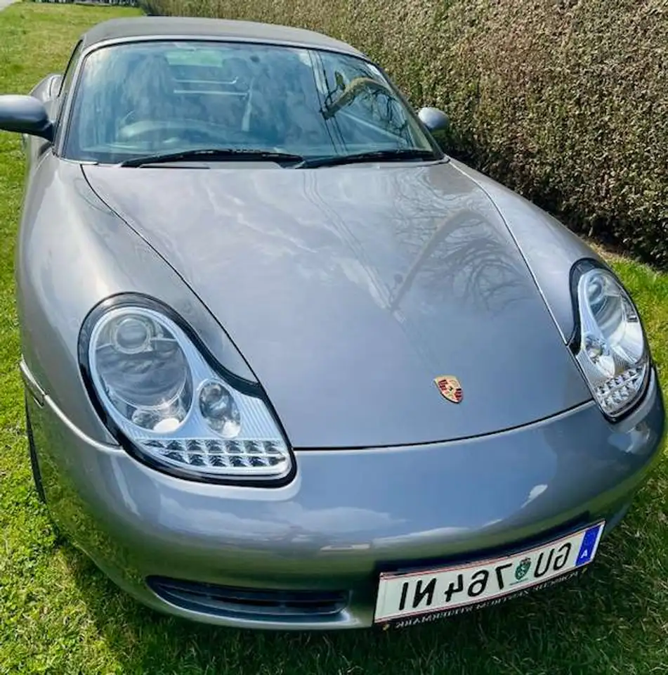 Porsche Boxster 986 Sondermodell Heritage — photo 1 of 6