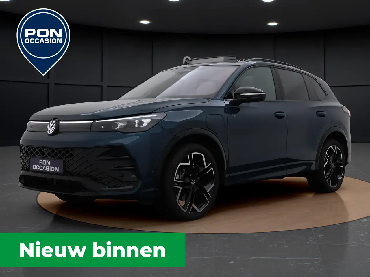 Volkswagen Tiguan 1.5 eHybrid R-Line Edition | Pano dak | Harman/Kar — photo 1 of 15