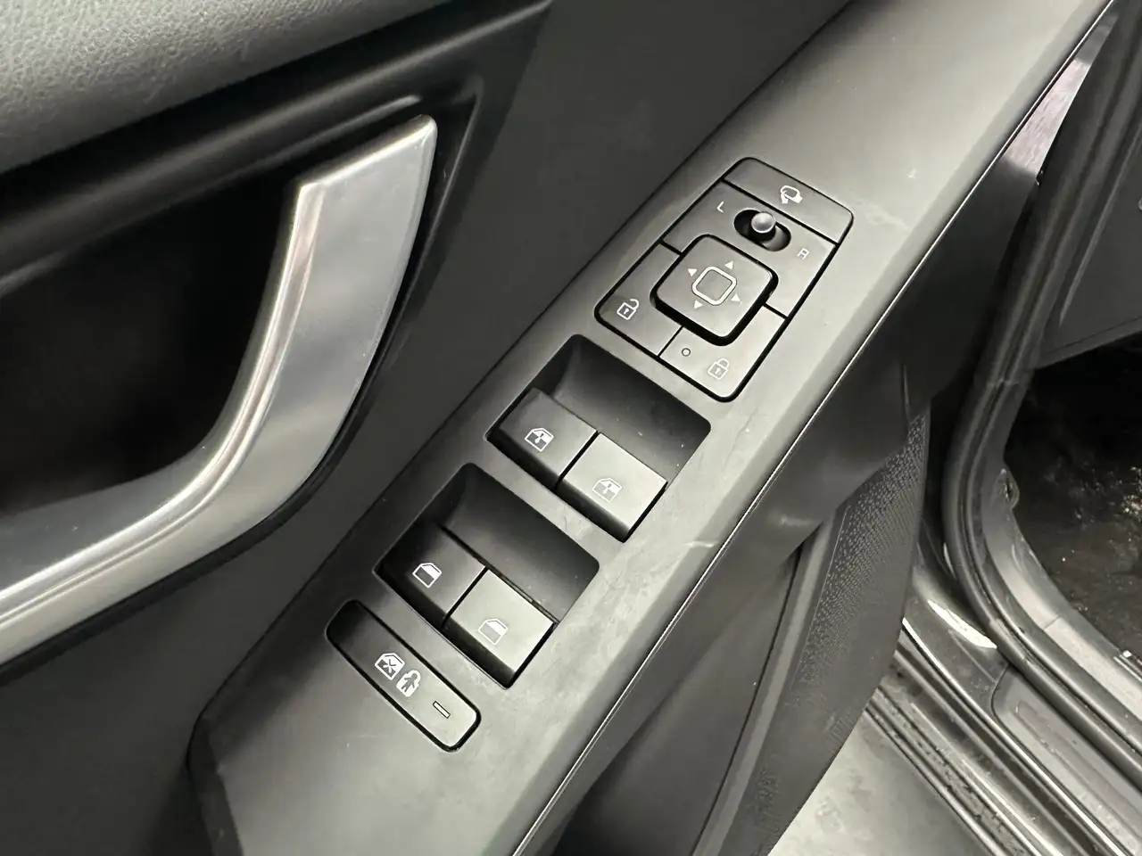 2025 Kia Niro 1.6 GDi Hybrid DynamicPlusLine, photograph 5