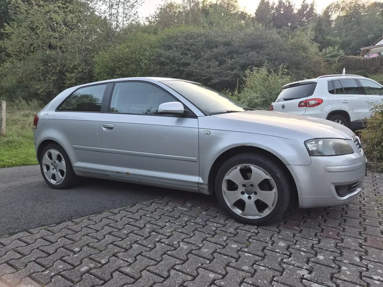 Audi A3 2.0 FSI Attraction — photo 1 of 13
