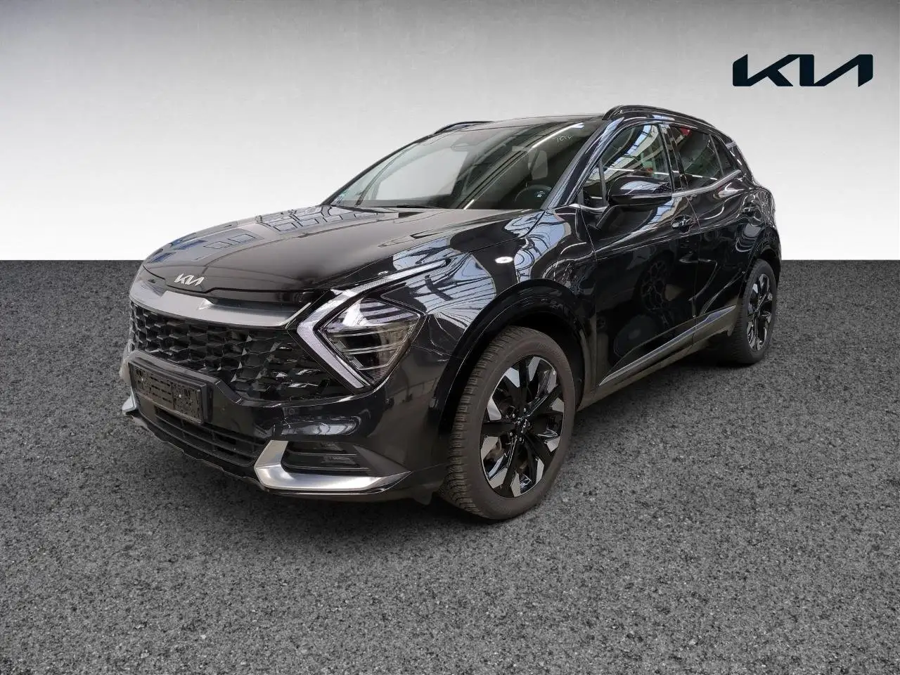 Kia Sportage 1.6 T-GDI Plug-in Hybrid Plug&Ride 4WD — photo 1 of 13