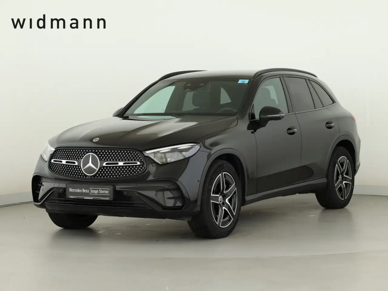 Mercedes-Benz GLC 220 d 4M *Edition AMG-Line*AHK*Digital-Light — photo 1 of 29