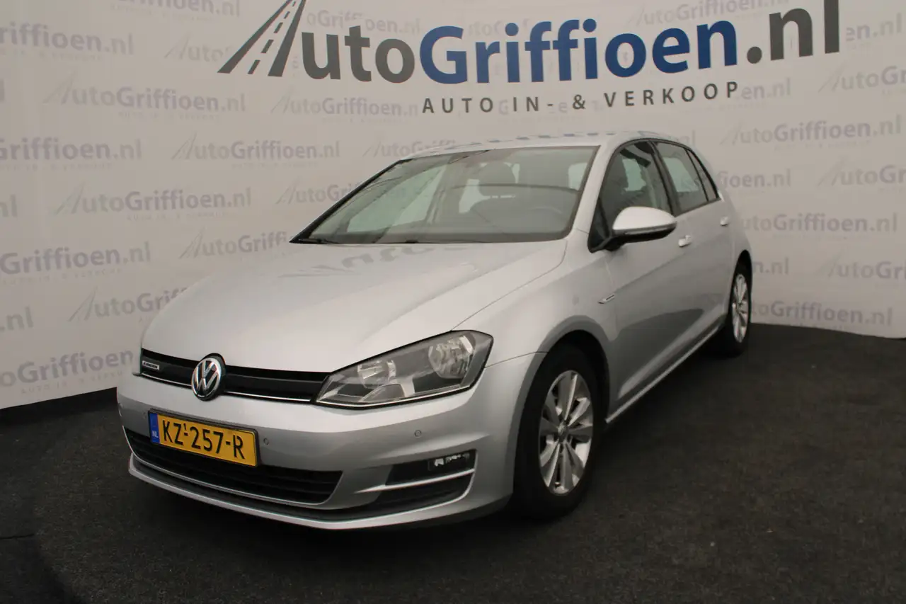 Volkswagen Golf 1.0 TSI Comfortline keurige 5-deurs met klima, nav — photo 1 of 39