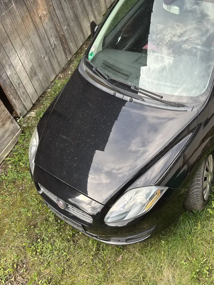 Fiat Croma 2.2 16V MPI Dynamic (12.2007->) — photo 1 of 8