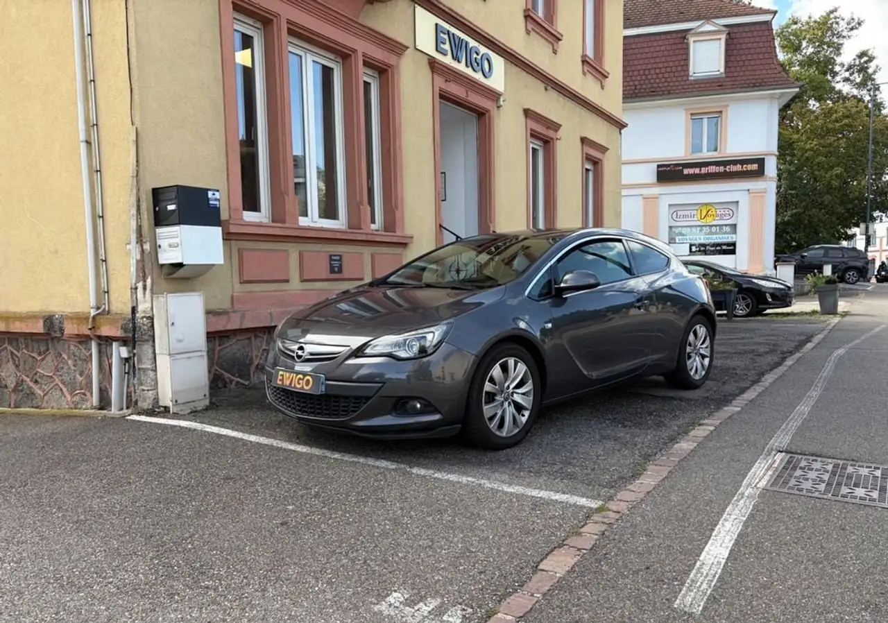 Opel Astra gtc 1.4 t 120 edition start-stop garantie 6 mois — photo 1 of 30
