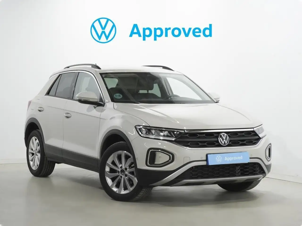 Volkswagen T-Roc 2.0TDI Más 85kW — photo 1 of 20