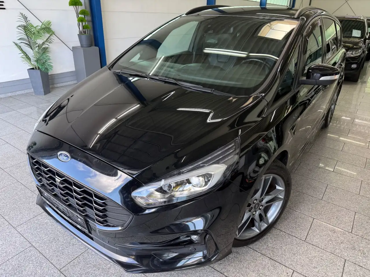 Ford S-Max 2.0 TDCI*ST-LINE*AWD*AUT*7-STZ*ACC*CAM*MMR — photo 1 of 40