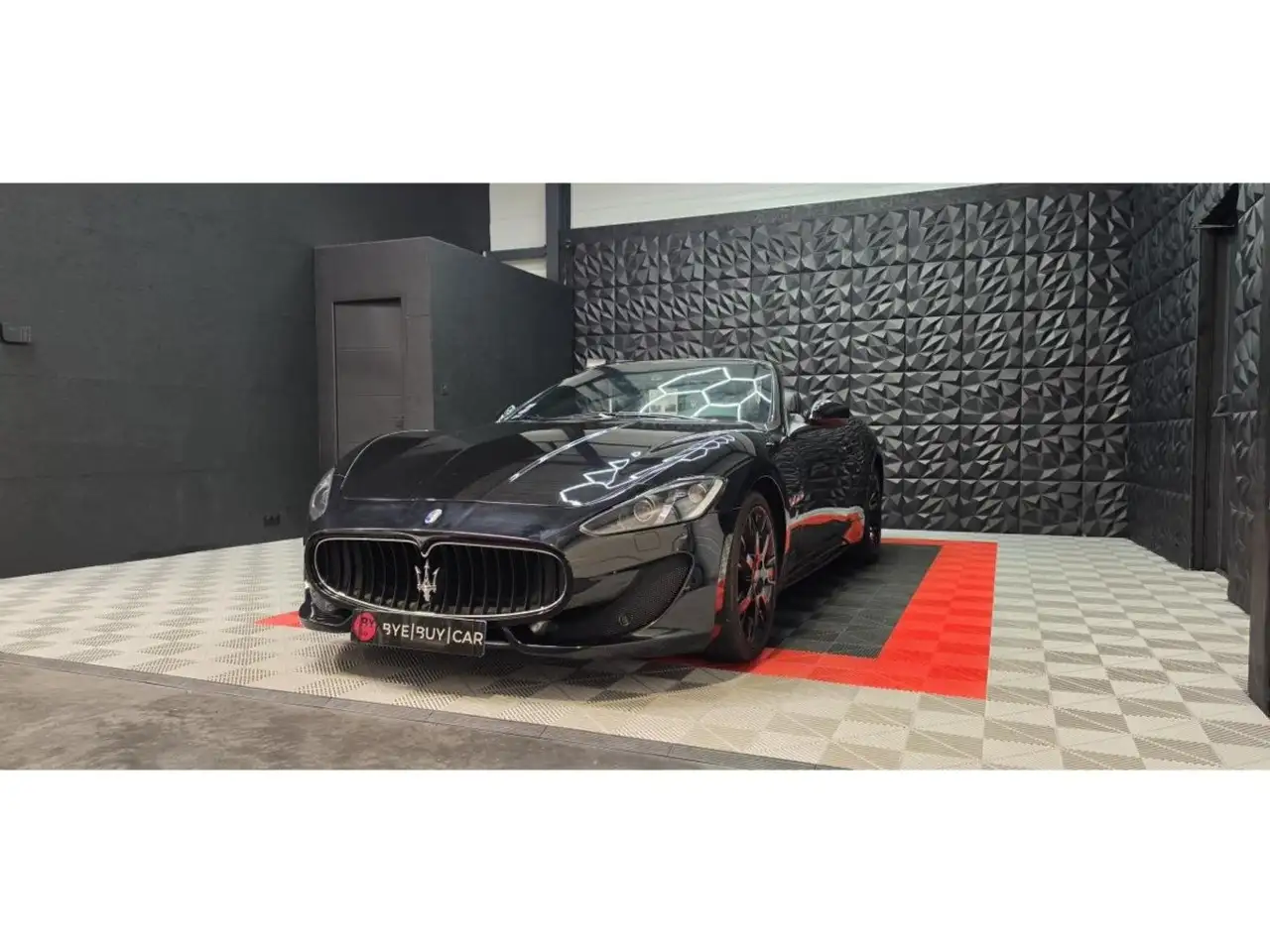 Maserati GranCabrio Sport 4.7L V8 460 CH BVA MOTEUR FERRARI 22 100 KM GARANTIE 12 MOIS — photo 1 of 40