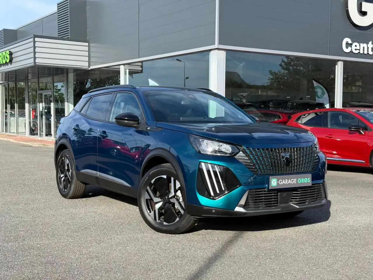 Peugeot 2008 ELECTRIQUE 54 kWh 156 ch Allure — photo 1 of 34