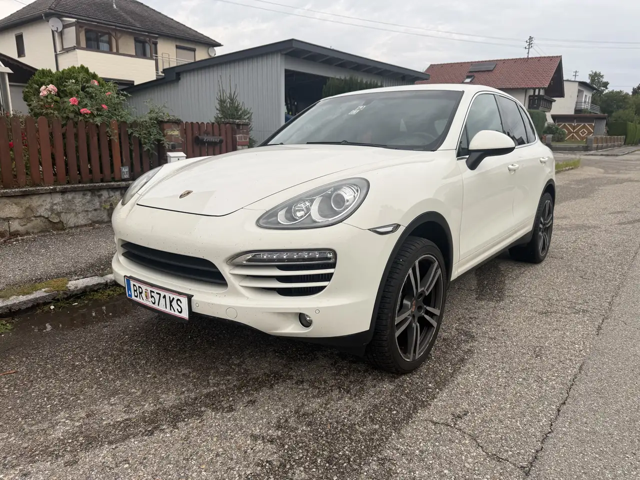 Porsche Cayenne II 3,0 Diesel Aut. — photo 1 of 17