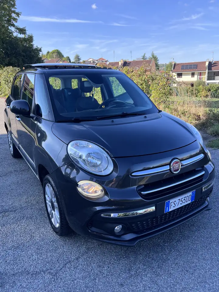 Fiat 500L Wagon 0.9 t.air t. Lounge natural power 80cv — photo 1 of 15