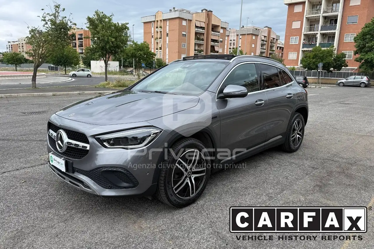 Mercedes-Benz GLA 250 GLA 250 e EQ-Power Automatic Sport Plus — photo 1 of 15