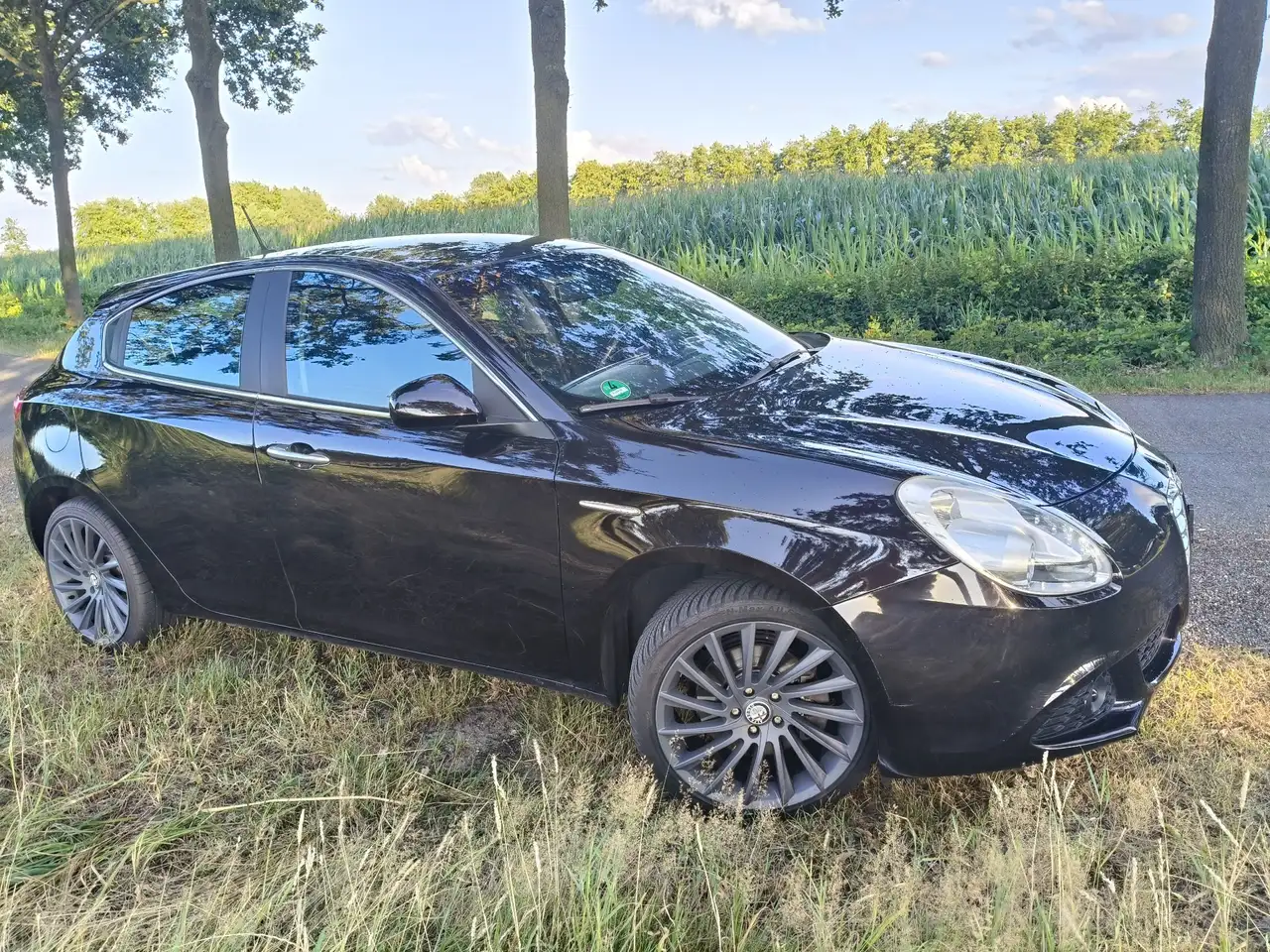 Alfa Romeo Giulietta 1.4 TB 16V Multiair TCT Turismo — photo 1 of 15