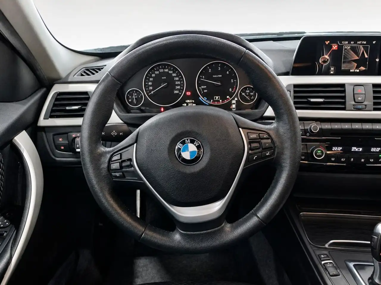 2016 BMW 318 318dA, photograph 10
