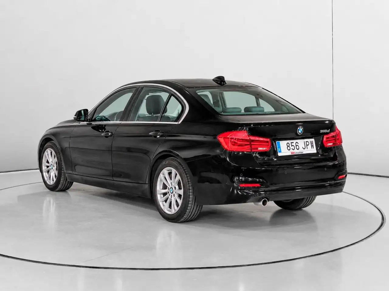 2016 BMW 318 318dA, photograph 5