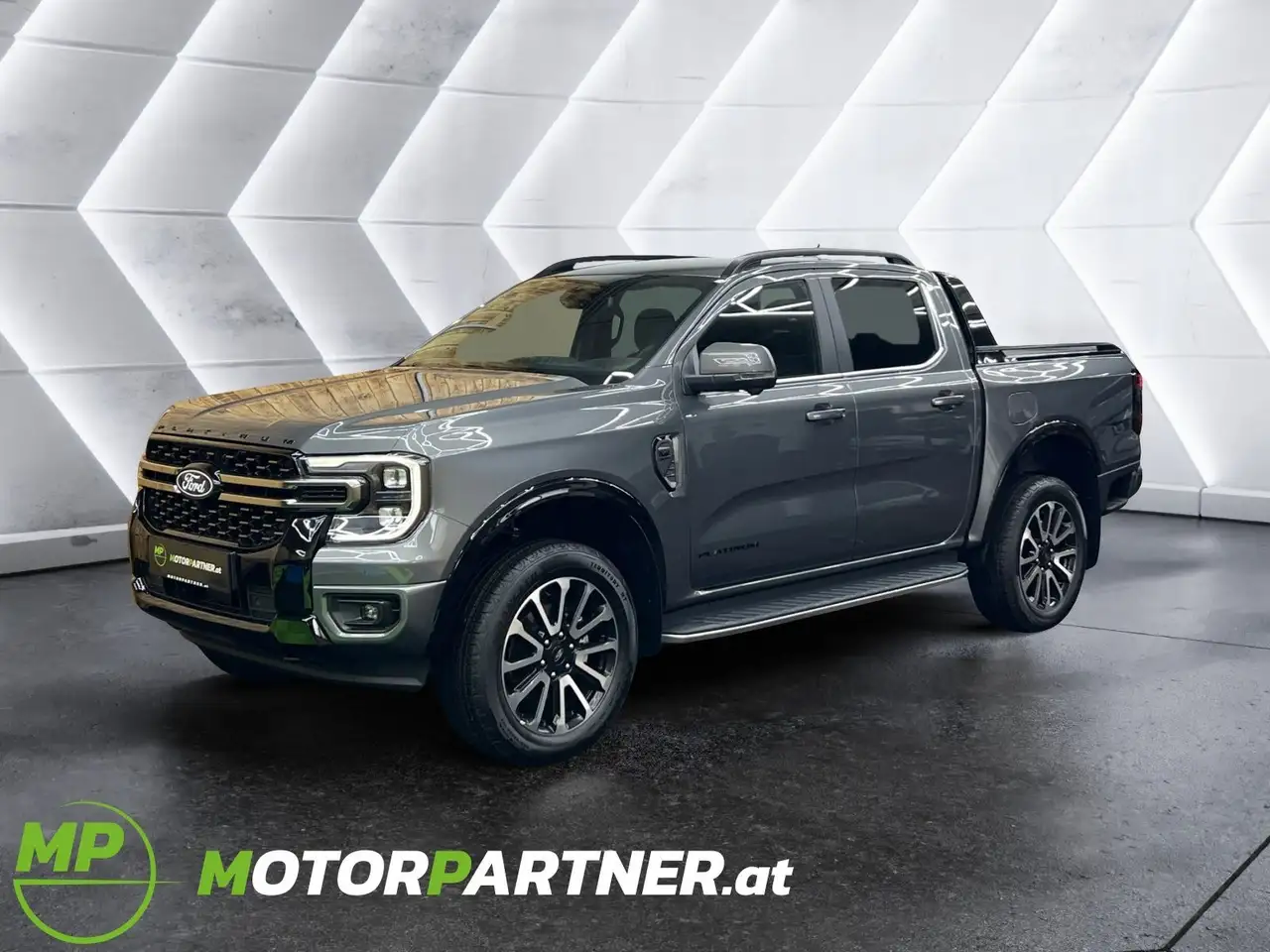 Ford Ranger Platinum | 3,0L V6 | NoVA-frei | auf Lager — photo 1 of 23
