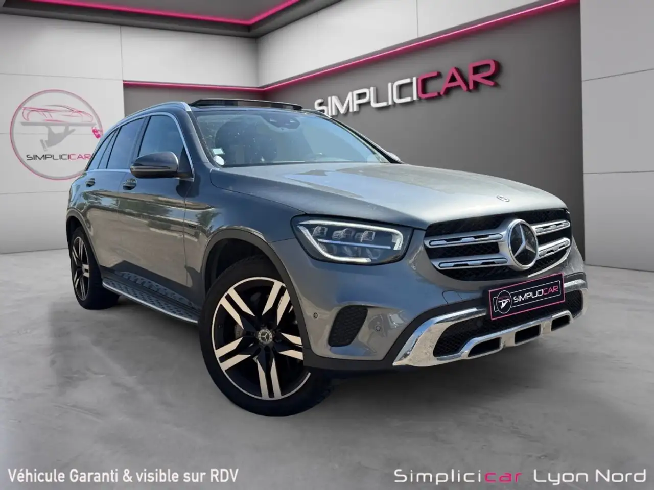 Mercedes-Benz GLC 300 300E EQ POWER 4MATIC AVANTGARDE LINE — photo 1 of 22