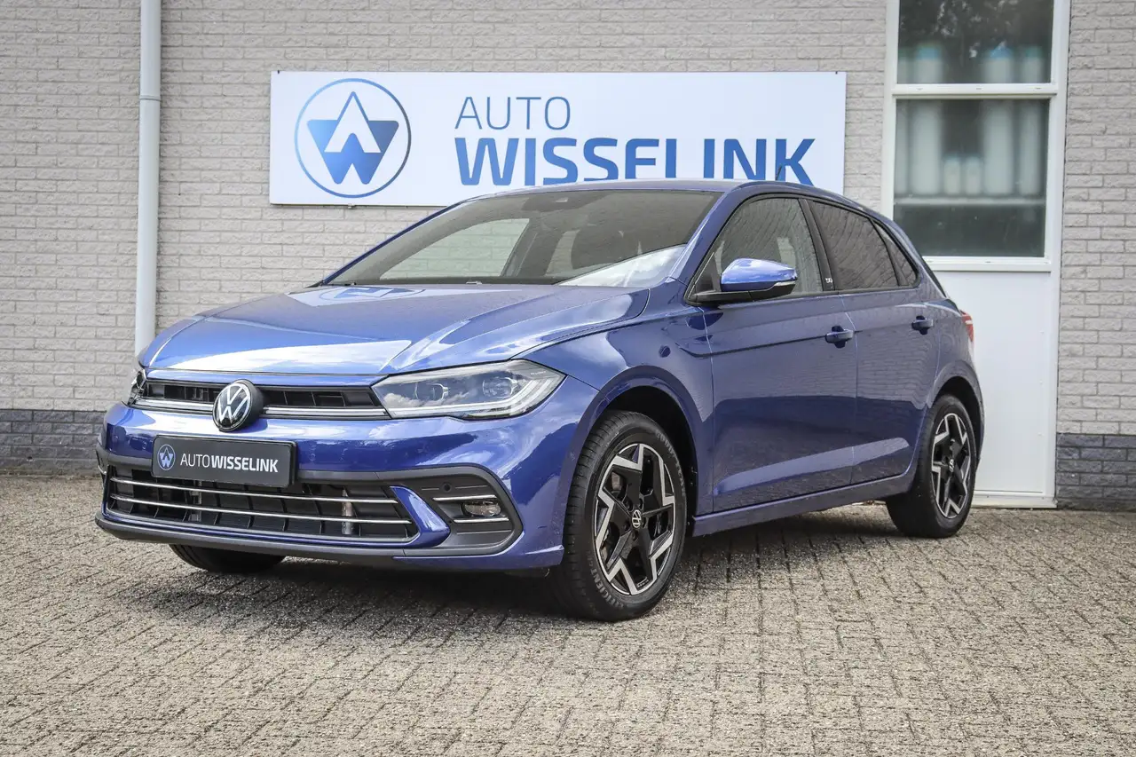 Volkswagen Polo 1.0 TSI Edition 50 | FULL LED | DSG | Camera — photo 1 of 40