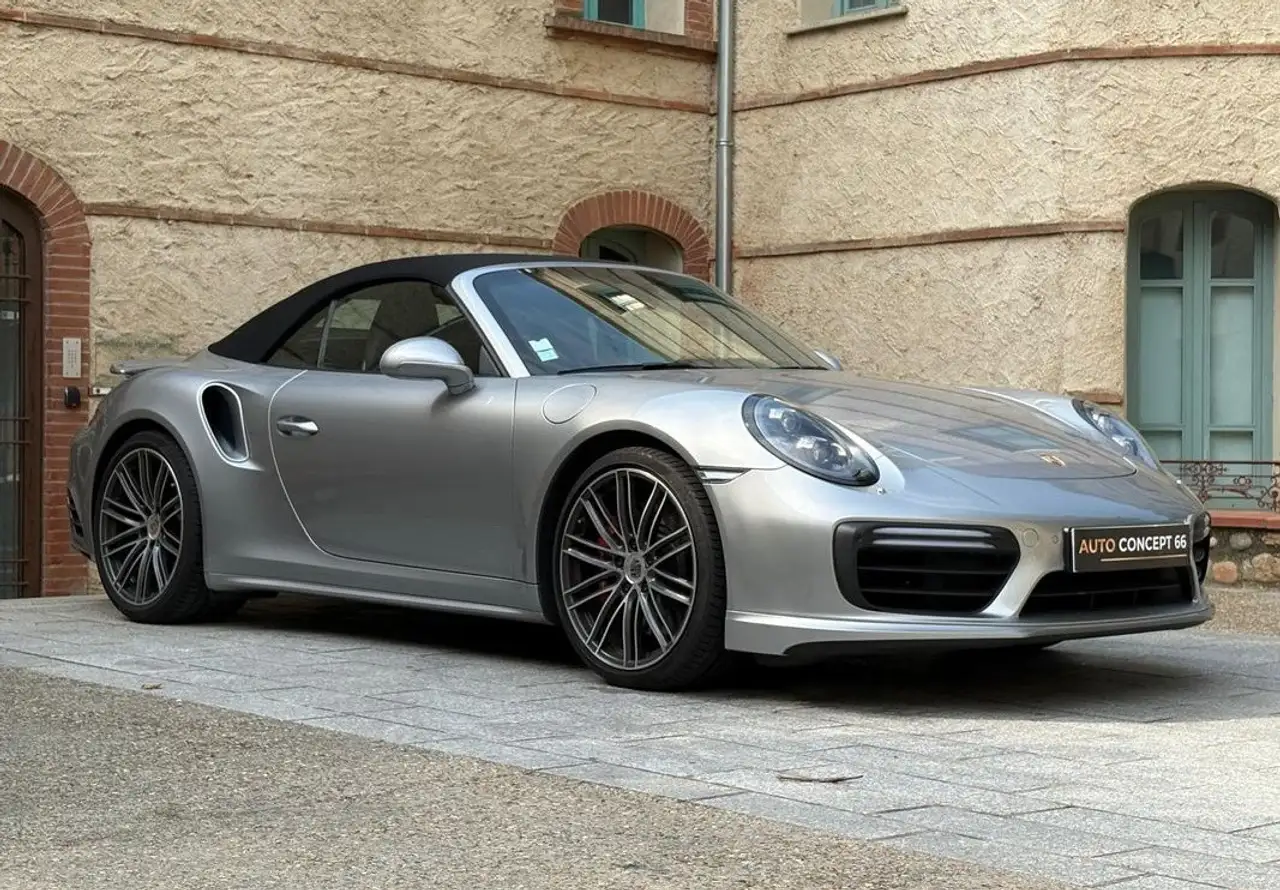 Porsche 991 CABRIOLET Type 991 TURBO Phase 2 3.8 540ch Origine France — photo 1 of 10