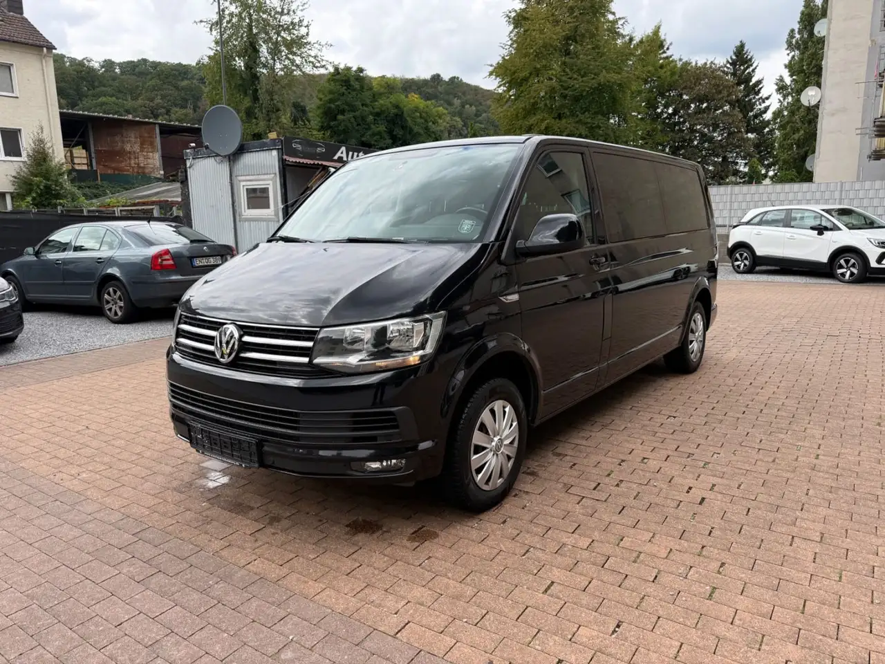 Volkswagen T6 Caravelle 9 Sitze TÜV Service Zahnriemen NEU — photo 1 of 14