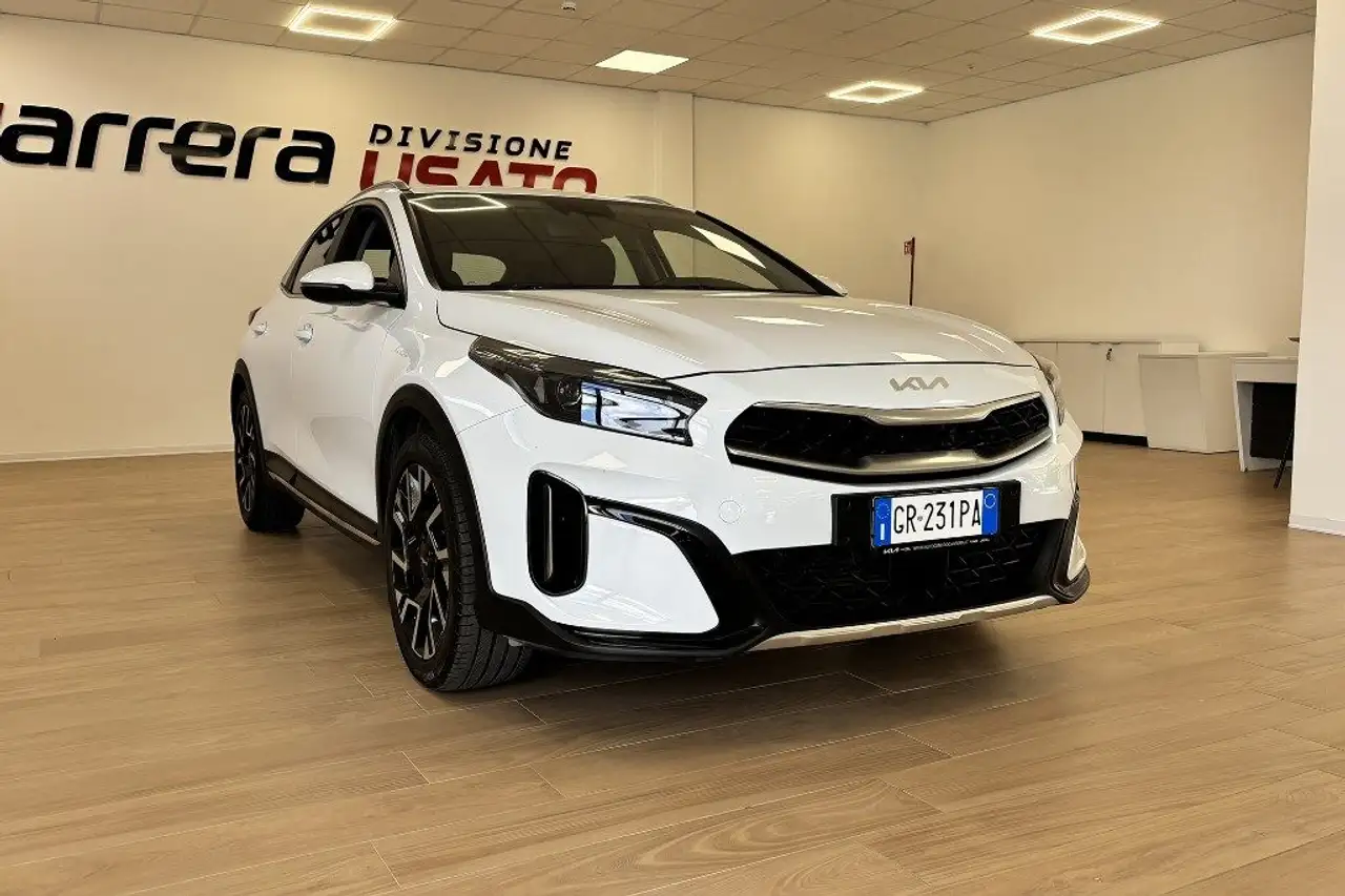 Kia XCeed 1.0 T-GDi GPL Business — photo 1 of 13