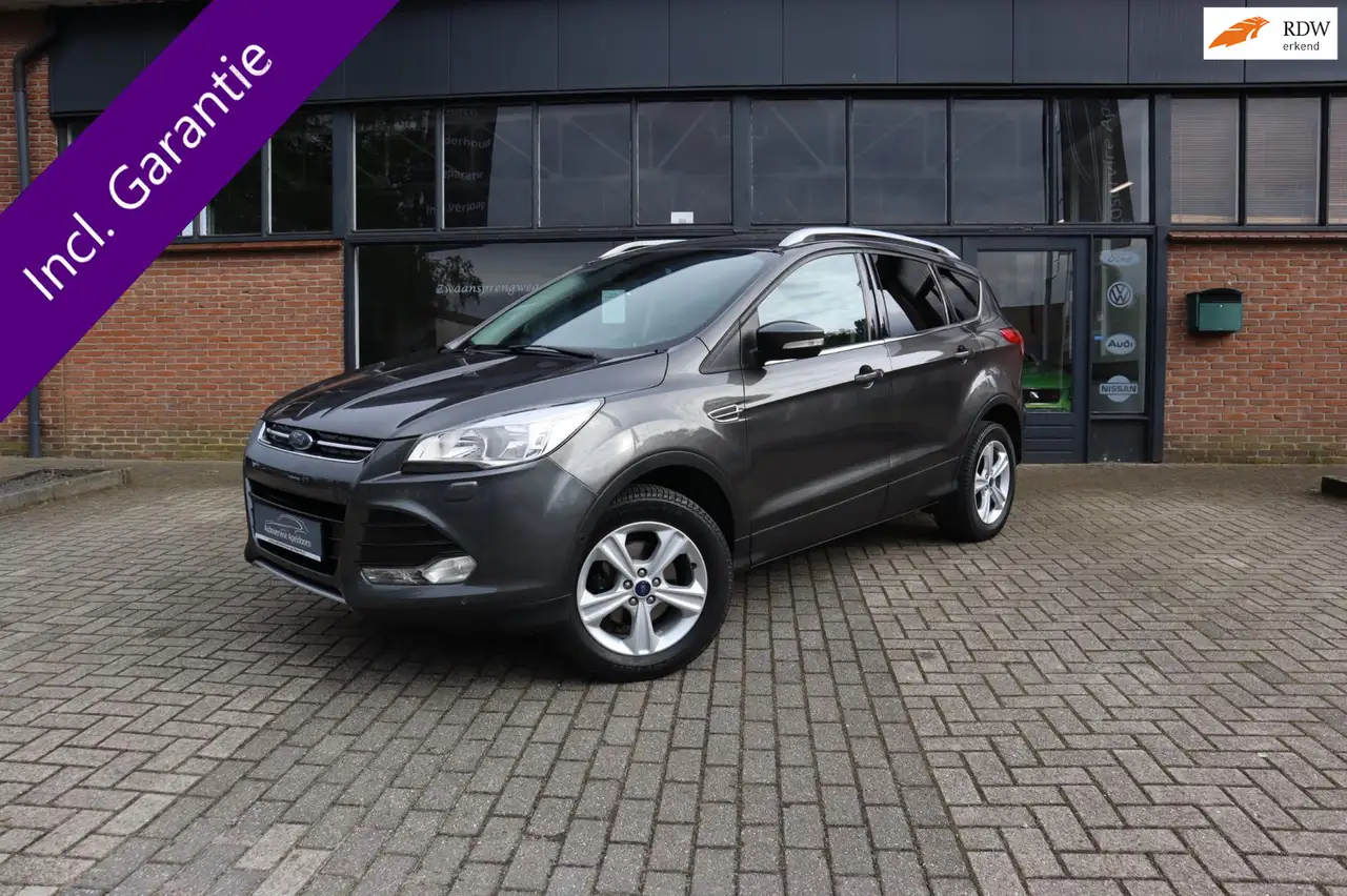 Ford Kuga 1.5 Titanium Styling Pack, Cruise control, Climate — photo 1 of 15