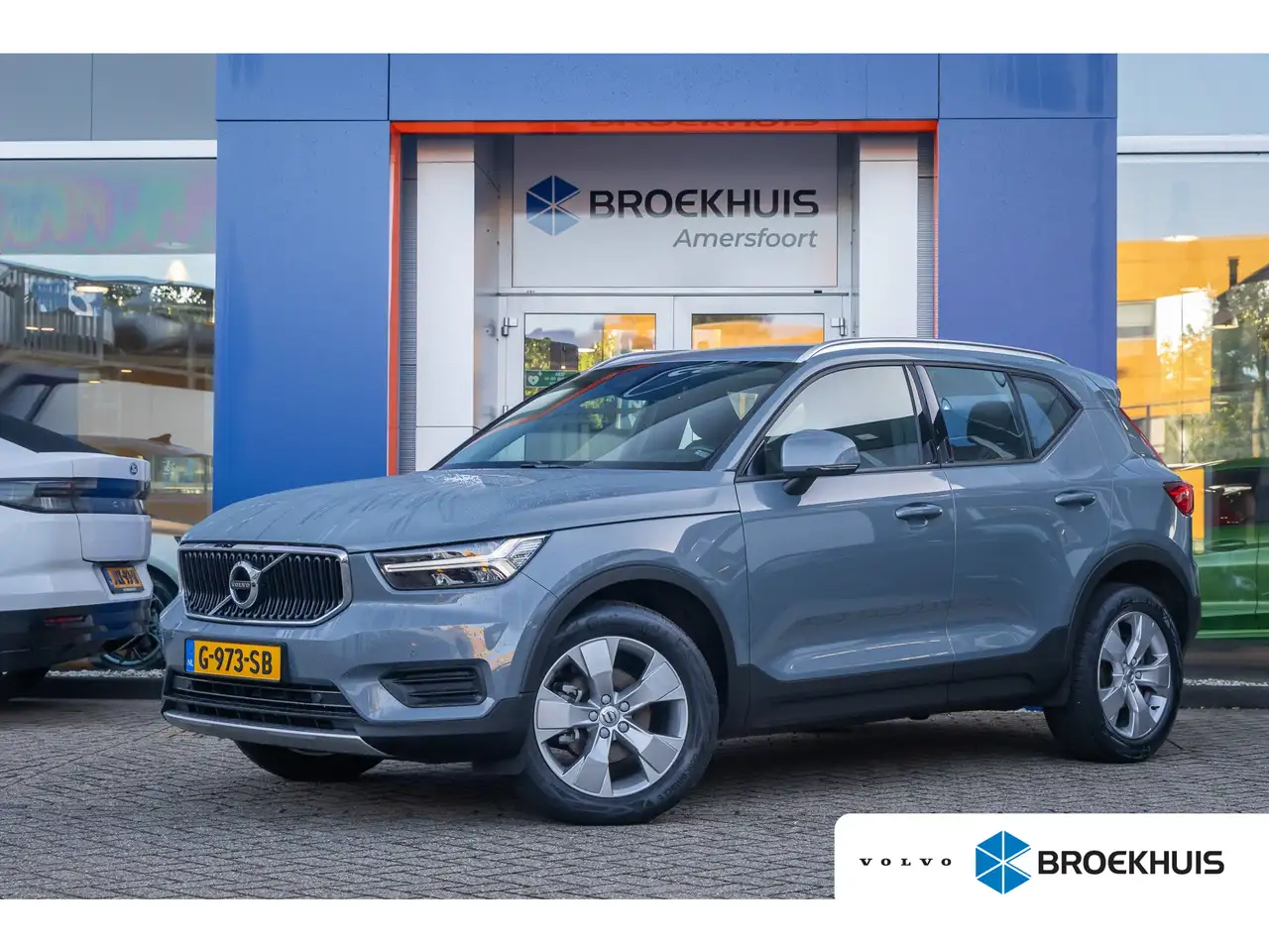 Volvo XC40 1.5 T3 Momentum | Achteruitrijcamera | Cruise cont — photo 1 of 40