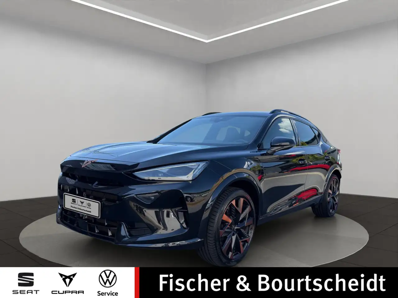 CUPRA Formentor 1.5 e-HYBRID VZ AHK ACC FACEL. LED — photo 1 of 13