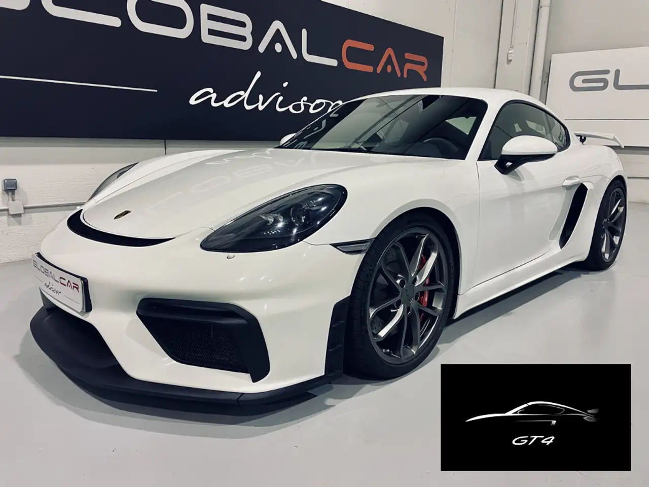Porsche GT4 — photo 1 of 1