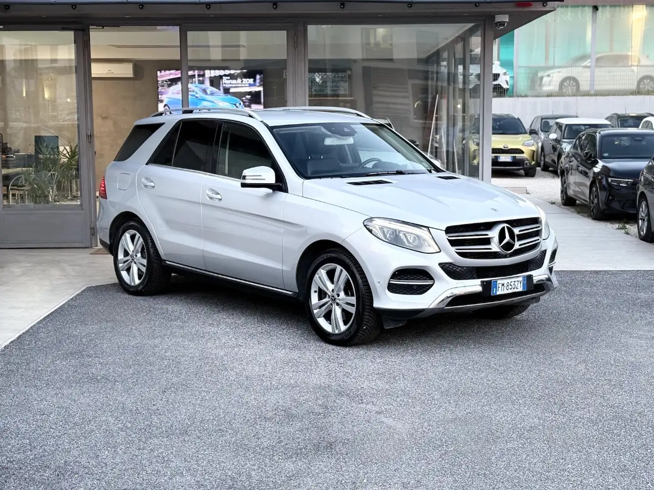 Mercedes-Benz GLE 250 Premium 4Matic 204CV E6 - 2018 — photo 1 of 12