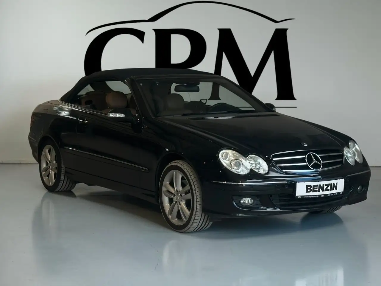 Mercedes-Benz CLK 200 AVANTGARDE LEDER NAVI XENON — photo 1 of 15