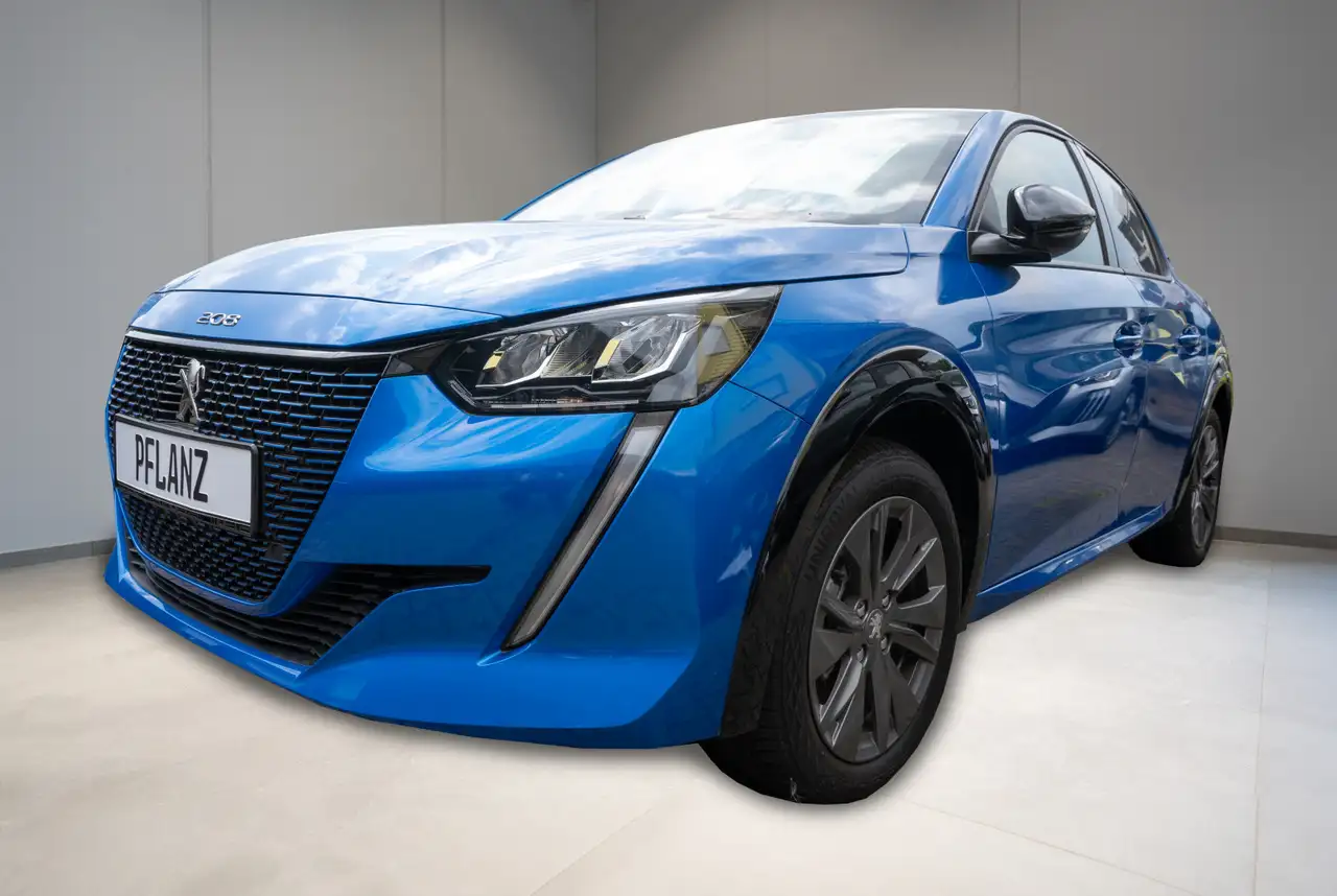 Peugeot 208 Allure Pack Elektromotor 136 *MIRRORSCREEN*SHZ*WÄRMEPUMPE* — photo 1 of 15