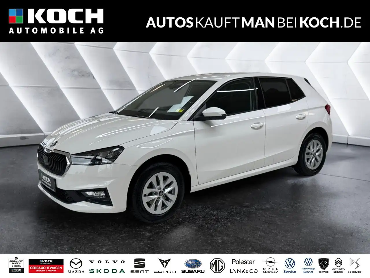 Skoda Fabia 1.0 TSI DSG Selection LED AHK Sitzh.LM Klima — photo 1 of 33