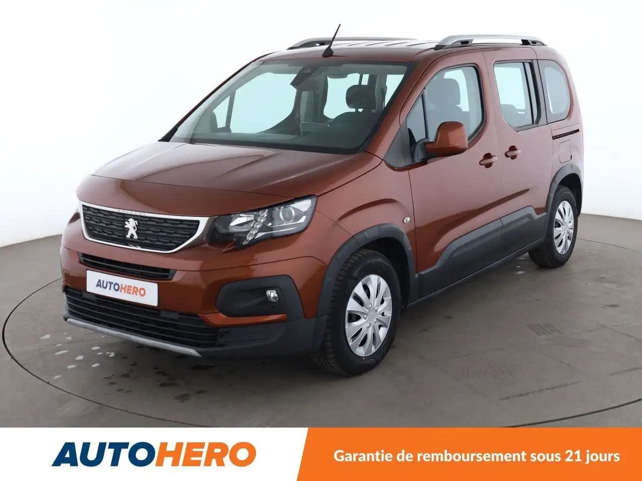 Peugeot Rifter 1.5 Blue-HDi Allure — photo 1 of 28