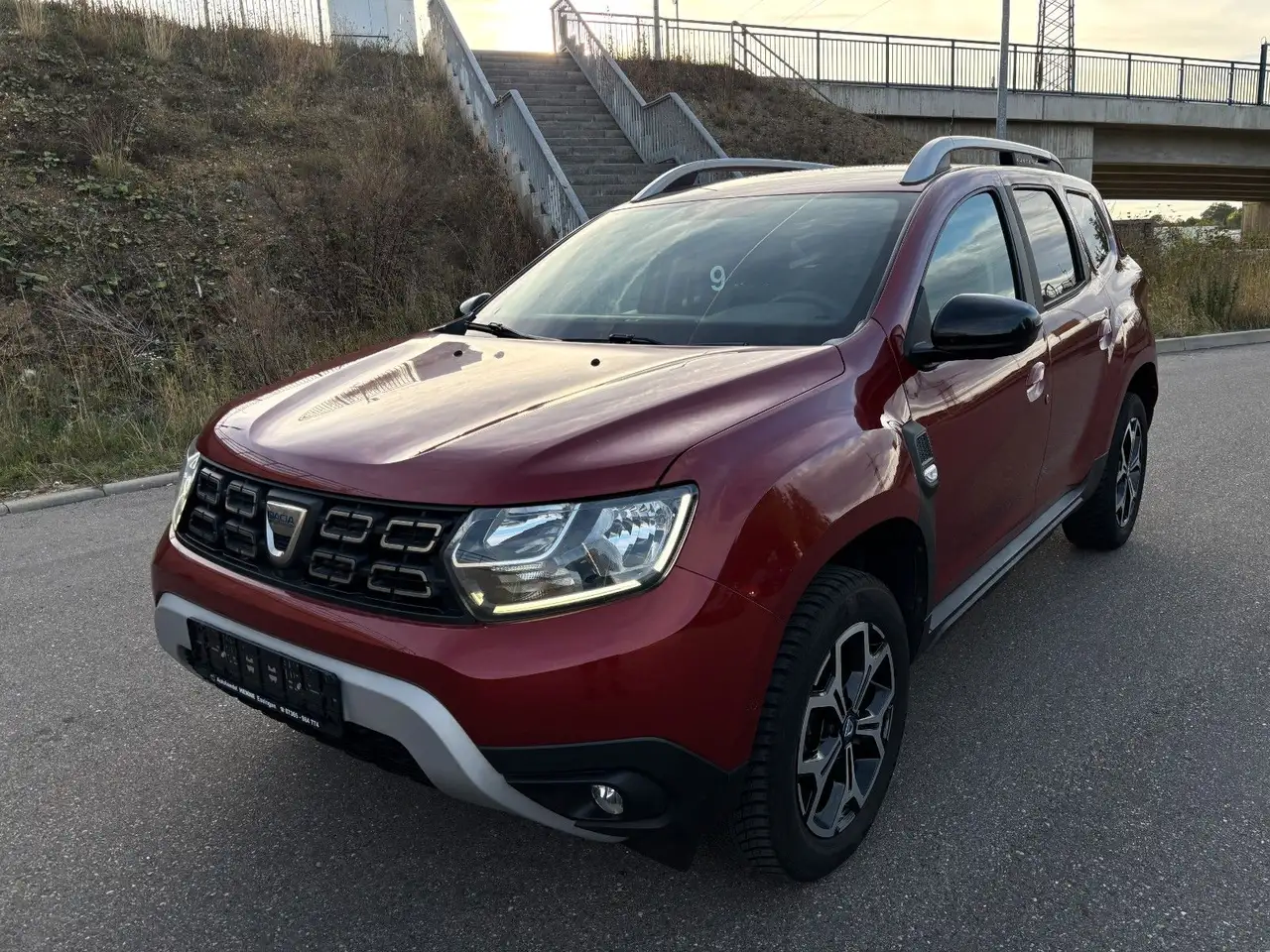 Dacia Duster II Celebration — photo 1 of 6
