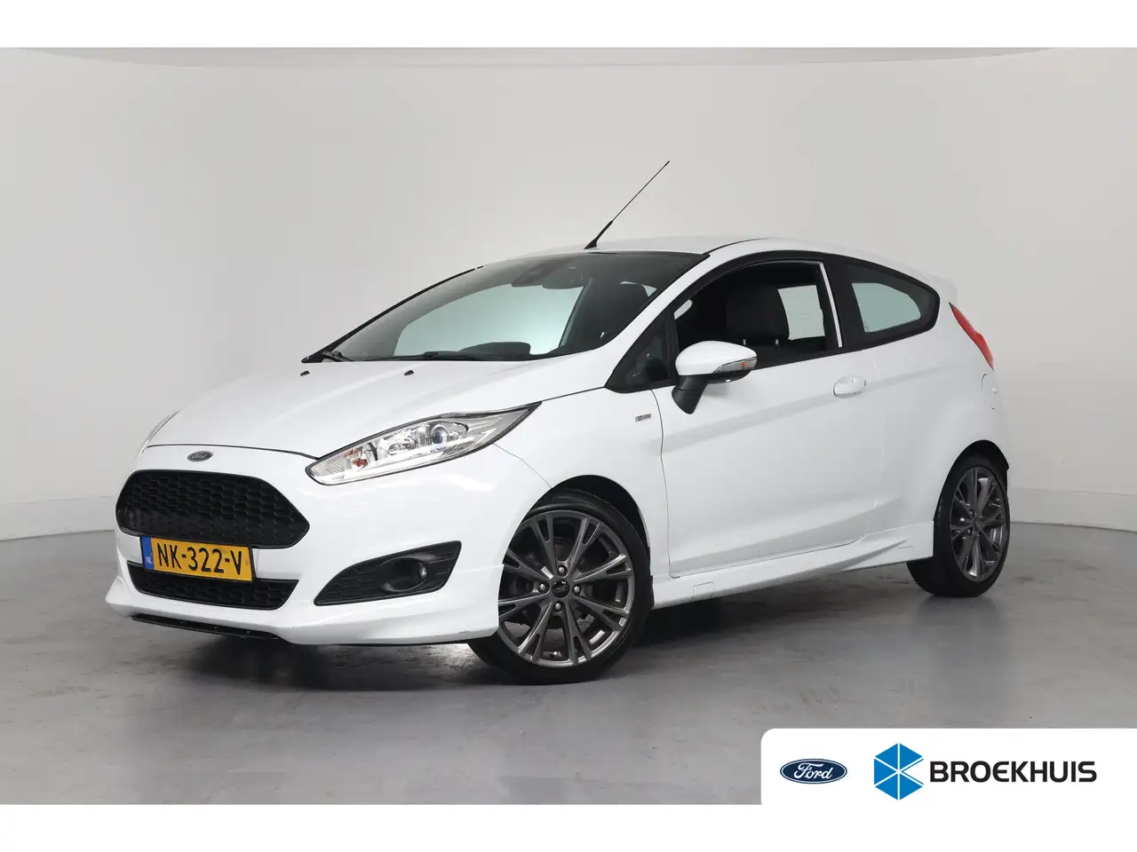 Ford Fiesta 1.0 EcoBoost ST Line | DEALER OH! | CAMERA | NAVI — photo 1 of 33